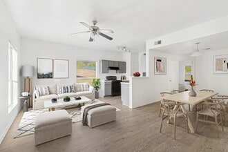 Huntington Meadows in Austin, TX - Foto de edificio - Building Photo