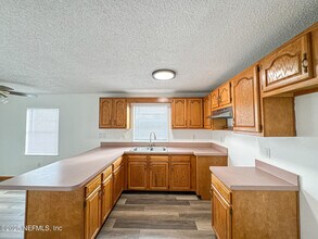 7554 Springer Pl in Jacksonville, FL - Building Photo - Building Photo