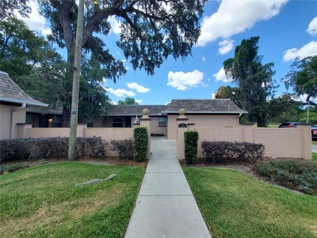 property at 107 W Clay Ave