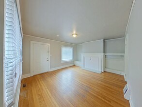 2217-2219 NW Van Buren Ave in Corvallis, OR - Building Photo - Building Photo