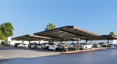 Arrive Laurie Lane in Thousand Oaks, CA - Building Photo - Building Photo