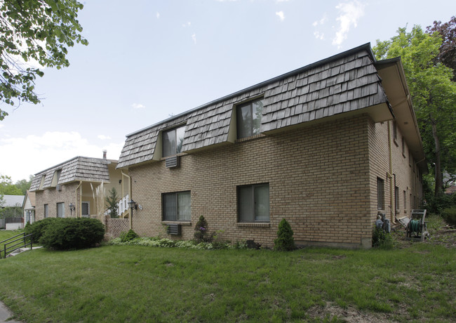 Magnolia Place Apartments in Fort Collins, CO - Building Photo - Building Photo