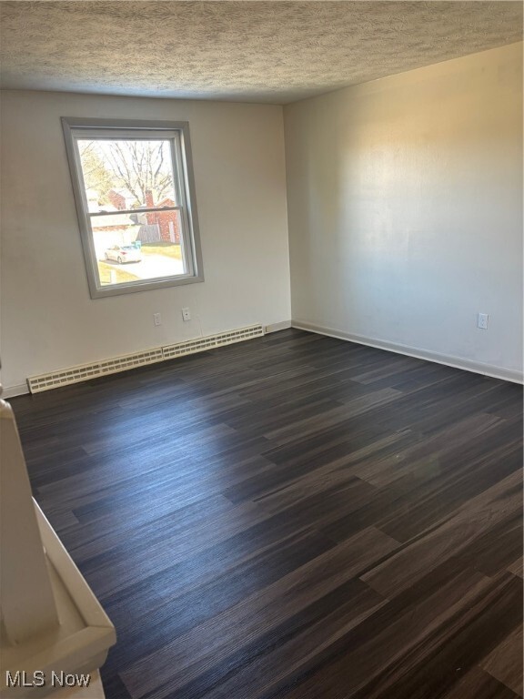 1606 Clearbrook Rd NW in Massillon, OH - Building Photo - Building Photo