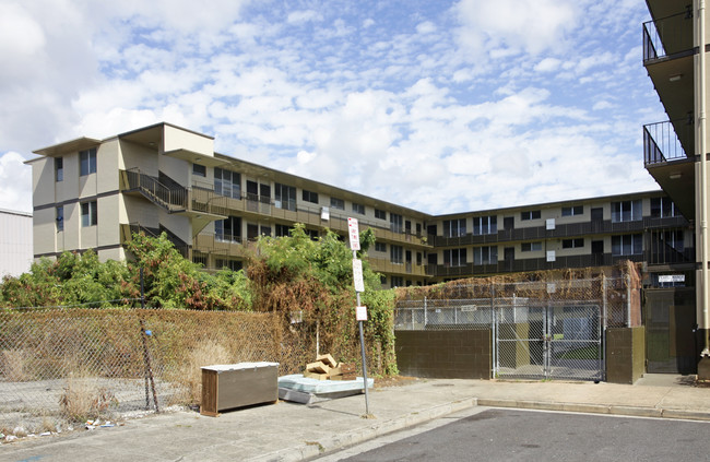 Pearl Manor in Aiea, HI - Foto de edificio - Building Photo