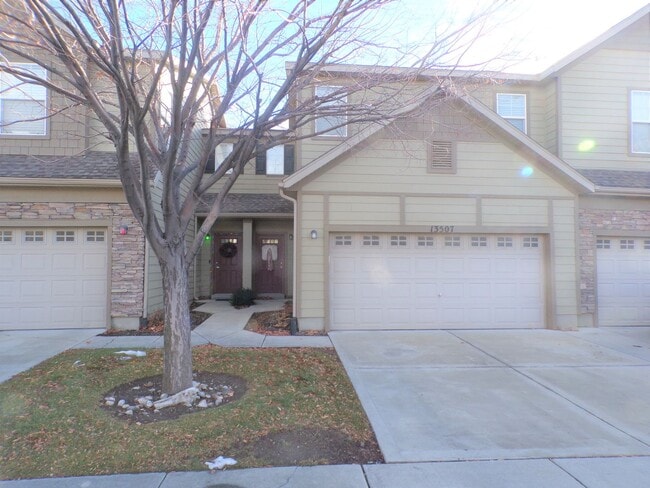 13507 Mimosa Cir