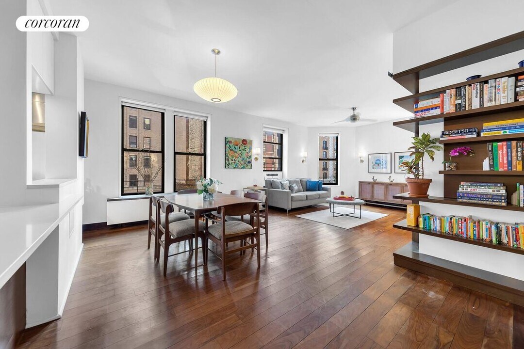 401 W End Ave in New York, NY - Building Photo