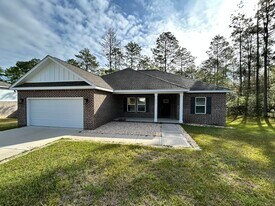 6737 Sarah Ann Way in Laurel Hill, FL - Building Photo