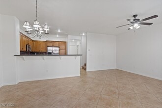 11428 Belmont Lake Dr in Las Vegas, NV - Building Photo - Building Photo