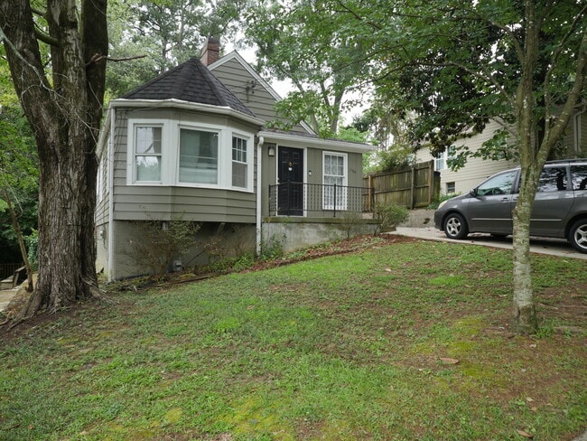 property at 1065 Atlantic Dr NW