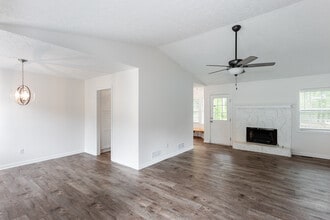 85 Hawk Dr in Hiram, GA - Building Photo - Building Photo