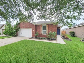 1610 Pointe Leone in League City, TX - Building Photo - Building Photo