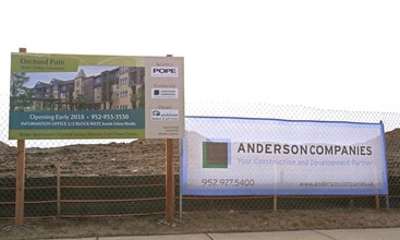 Orchard Path (Senior 55+) in Apple Valley, MN - Foto de edificio - Building Photo