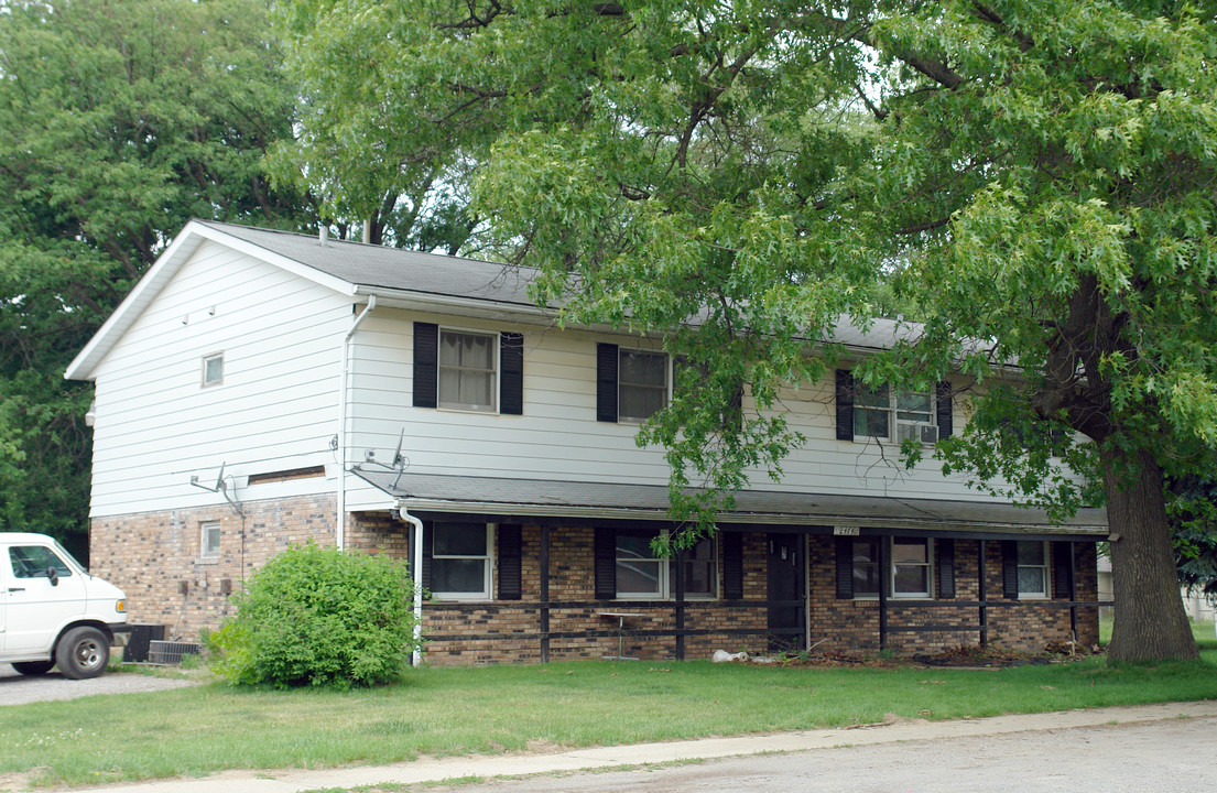 2474 County Line Rd in Lake Station, IN - Building Photo