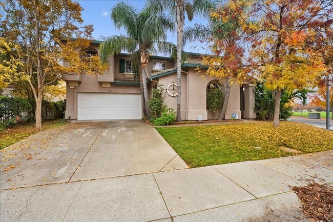 70 Arches Cir in Sacramento, CA - Building Photo - Building Photo