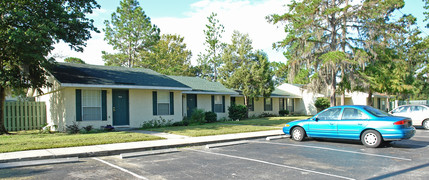 Pelican Bay Apartments in Crystal River, FL - Building Photo - Building Photo