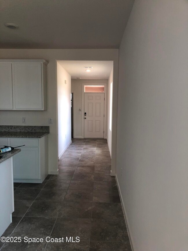 857 Old Country SE Rd in Grant Valkaria, FL - Building Photo - Building Photo