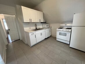 229 Amber St in Pittsburgh, PA - Building Photo - Building Photo