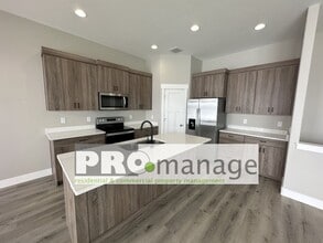 4292 Hemingway in Ammon, ID - Building Photo - Building Photo