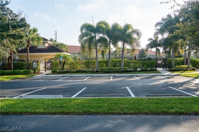 9430 Ivy Brook Run in Ft. Myers, FL - Building Photo - Building Photo