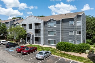 The Quarters Manhattan in Manhattan, KS - Building Photo - Building Photo