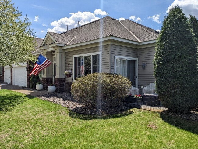 5851 Prairie Ridge Dr
