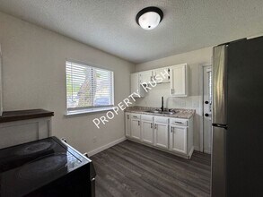 1100 S Willow St in Chattanooga, TN - Building Photo - Building Photo