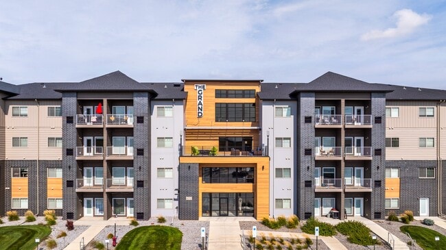 Upscale Living at the Grand off 45th