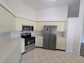 11322 Torrey Pines Dr in Riverview, FL - Building Photo - Building Photo