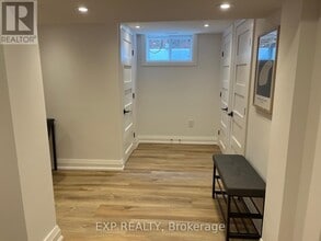 179 Paradise Rd N in Hamilton, ON - Building Photo - Building Photo