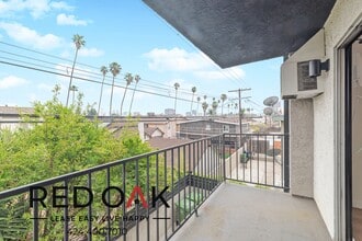 134 Mariposa Ave in Los Angeles, CA - Building Photo - Building Photo