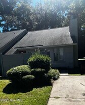 7B Mulberry Ln in New Bern, NC - Building Photo