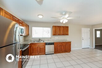 6825 Appomattox Dr in North Port, FL - Building Photo - Building Photo