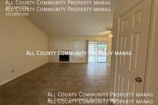 2277 Oak Ave in Hemet, CA - Building Photo