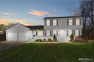 84 Brookside Cir in Windsor, CT - Building Photo