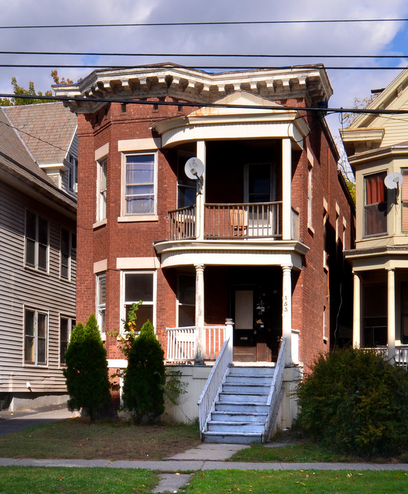 153 Western Ave in Albany, NY - Building Photo