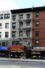 366 W 23 Street in New York, NY - Building Photo - Building Photo