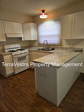412 Hamilton Rd in Glassboro, NJ - Building Photo - Building Photo