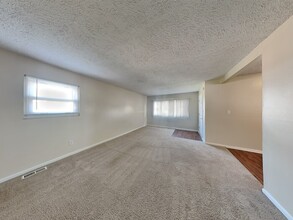 1103 Walnut St in Greenfield, IN - Foto de edificio - Building Photo