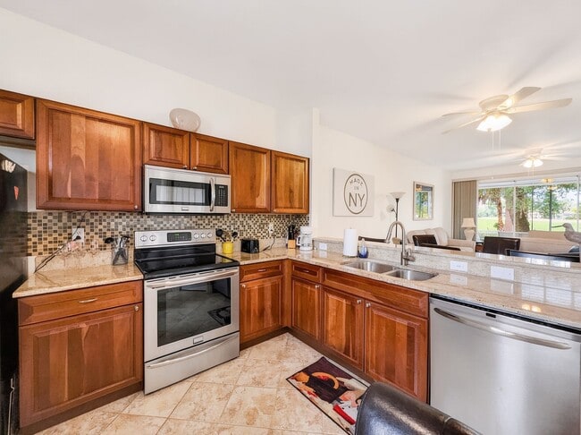 8065 Tiger Cove in Naples, FL - Building Photo - Building Photo