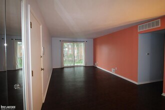 54679 Shelby Rd in Shelby Township, MI - Building Photo - Building Photo