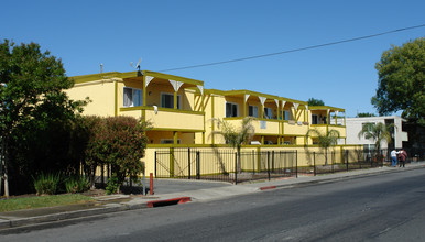 1127 Virginia Ln in Concord, CA - Foto de edificio - Building Photo