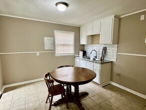 5152 Enterprise St in Baton Rouge, LA - Building Photo - Building Photo