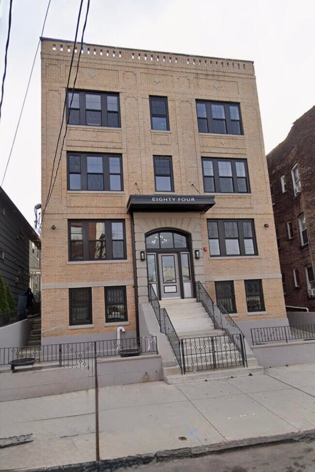 84 Van Wagenen Ave in Jersey City, NJ - Building Photo - Building Photo