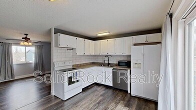 4443 Berryknoll Dr in Colorado Springs, CO - Building Photo - Building Photo