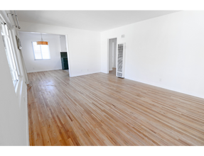 113 N. Parish Pl in Burbank, CA - Foto de edificio - Building Photo