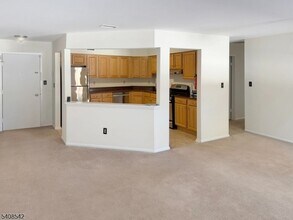 172 Drake Ln in Roxbury Township, NJ - Building Photo - Building Photo