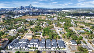 829 Emile St in Houston, TX - Building Photo - Building Photo