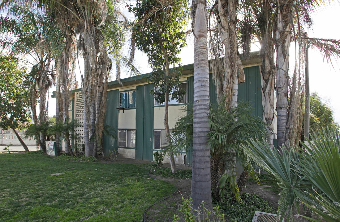 Southwinds Apartments in Escondido, CA - Building Photo