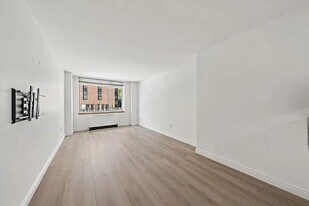 1760 Second Avenue in New York, NY - Building Photo