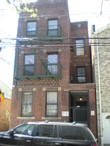 852 E 213th St in Bronx, NY - Building Photo